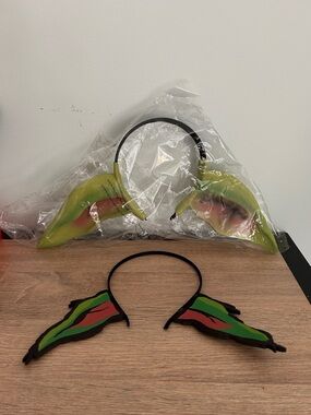 NWOT Set of 2 Yoda Ears Headbands